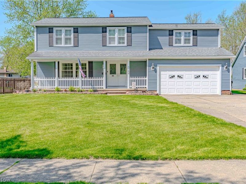 4154 Shelley Drive , North Olmsted, OH 44070 Photo 2