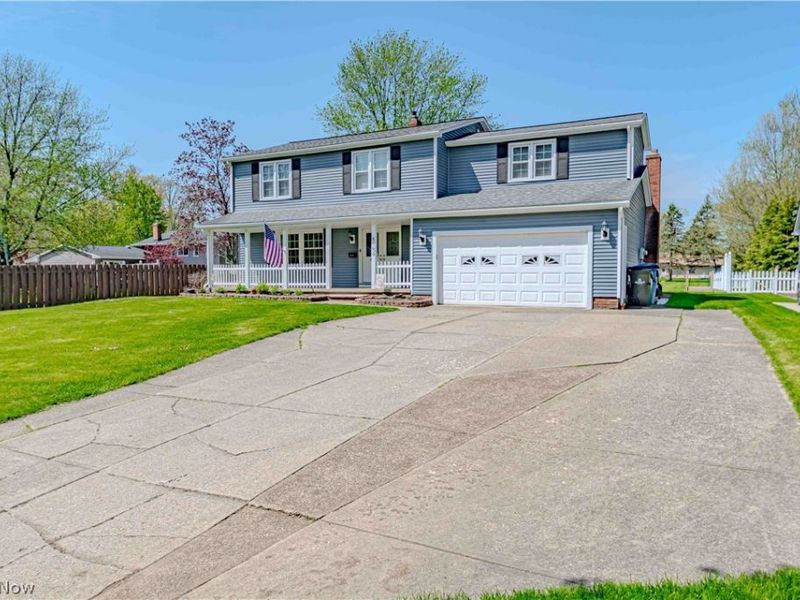 4154 Shelley Drive , North Olmsted, OH 44070 Photo 3