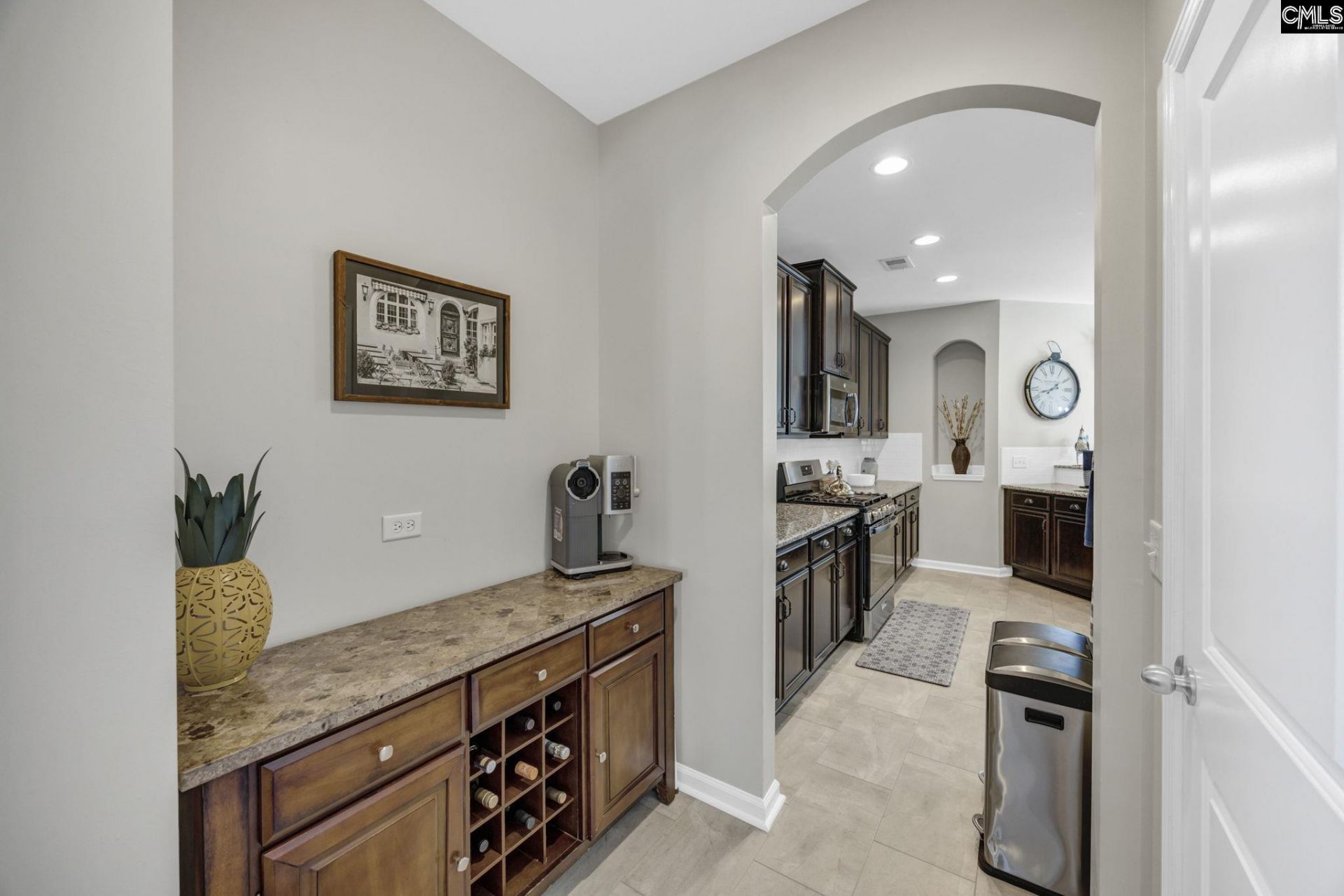 21 Leatherwood Drive  Photo 6