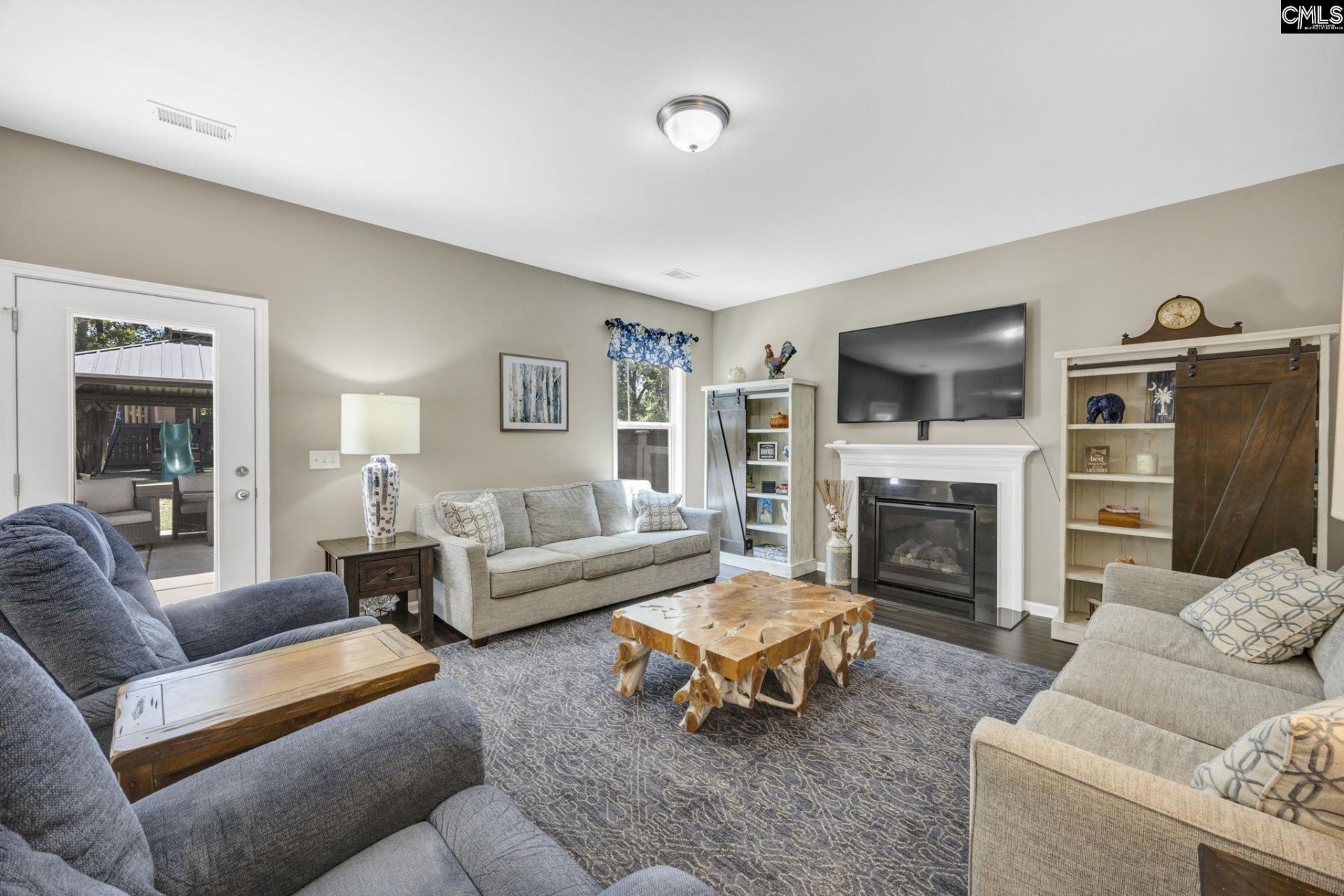 21 Leatherwood Drive  Photo 8