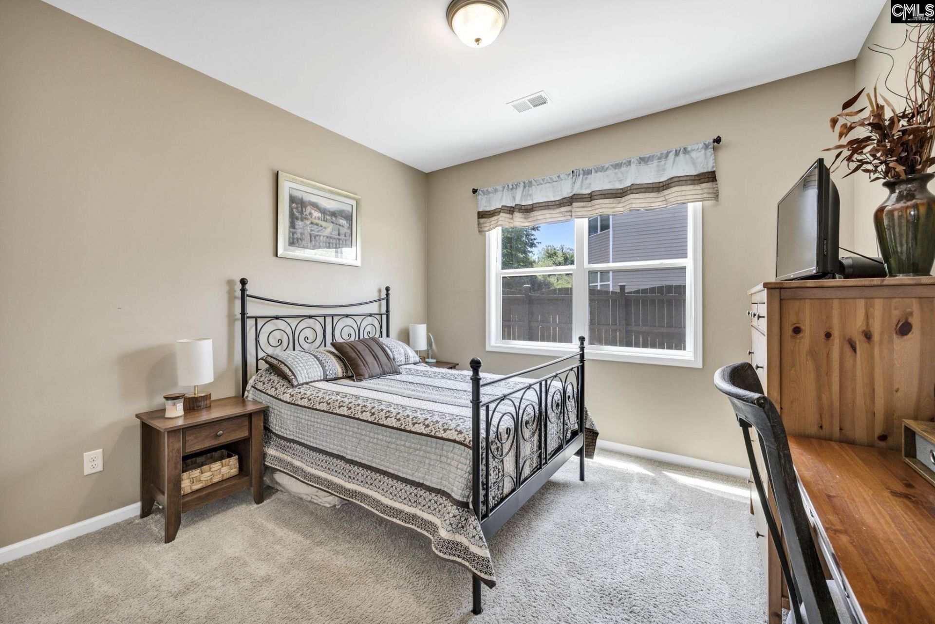 21 Leatherwood Drive  Photo 13