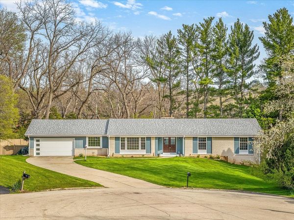 2509 Driftwood Lane W, Rockford, IL 61107