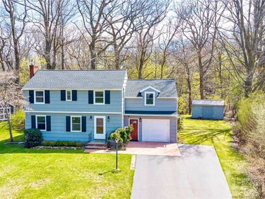 25 Circle Court , Rochester, NY 14617