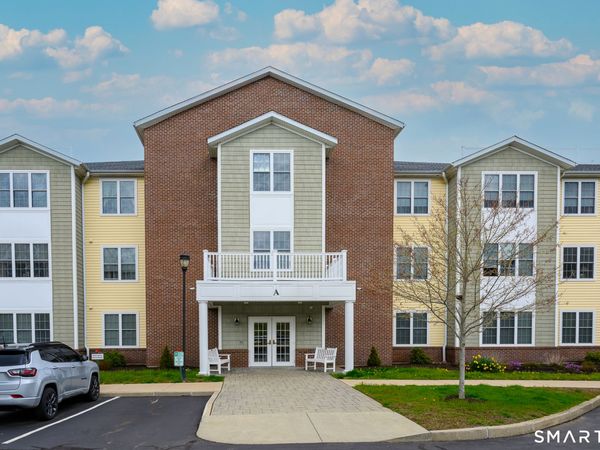 2590 Gold Star, Unit 106, Mystic, CT 06355