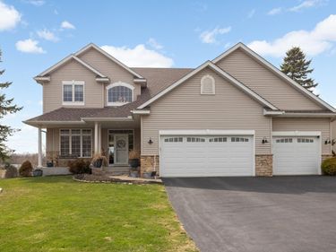 3900 Meadowview Terrace, Saint Bonifacius, MN 55375