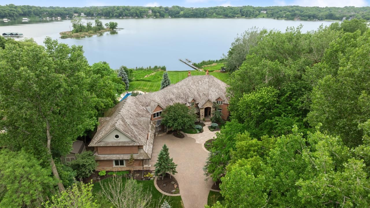 425 Oxford Road, Orono, MN 55356