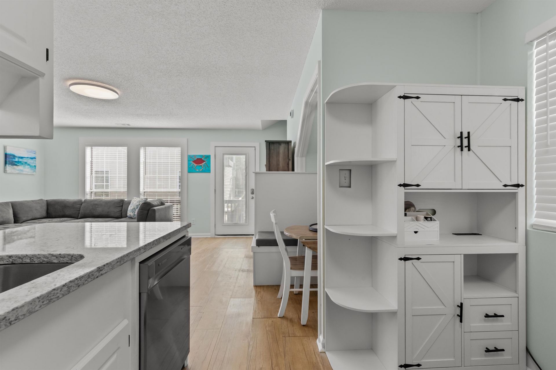 6001 - 1163 South Kings Hwy. Photo 18