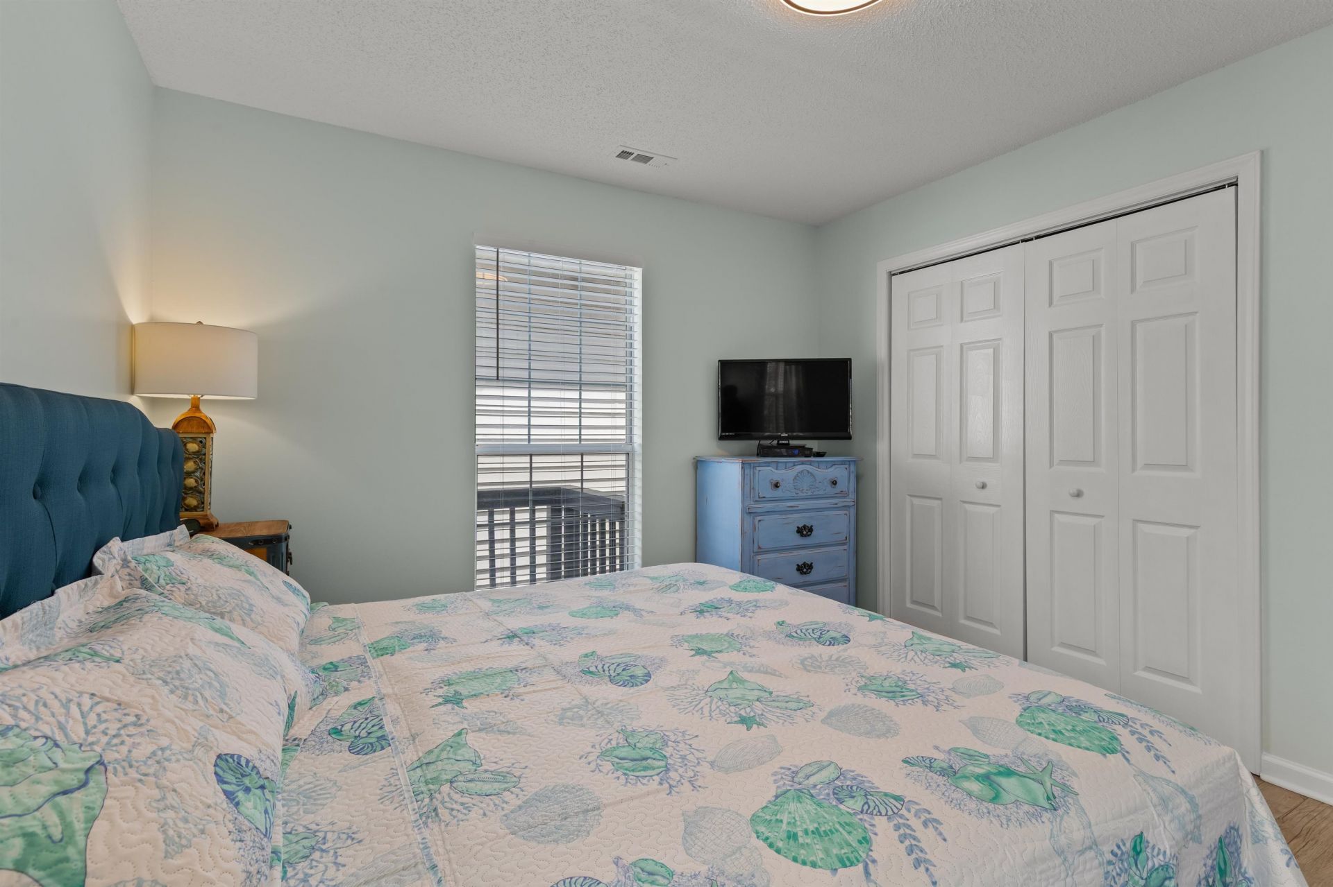 6001 - 1163 South Kings Hwy. Photo 20