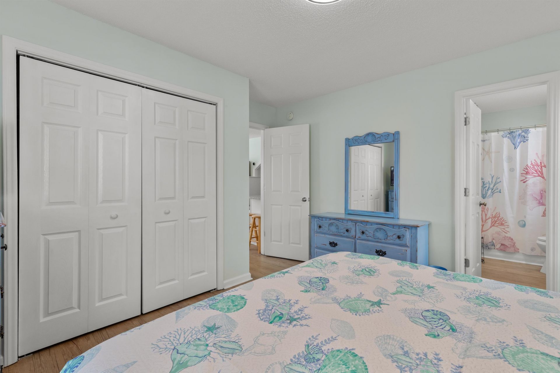 6001 - 1163 South Kings Hwy. Photo 21