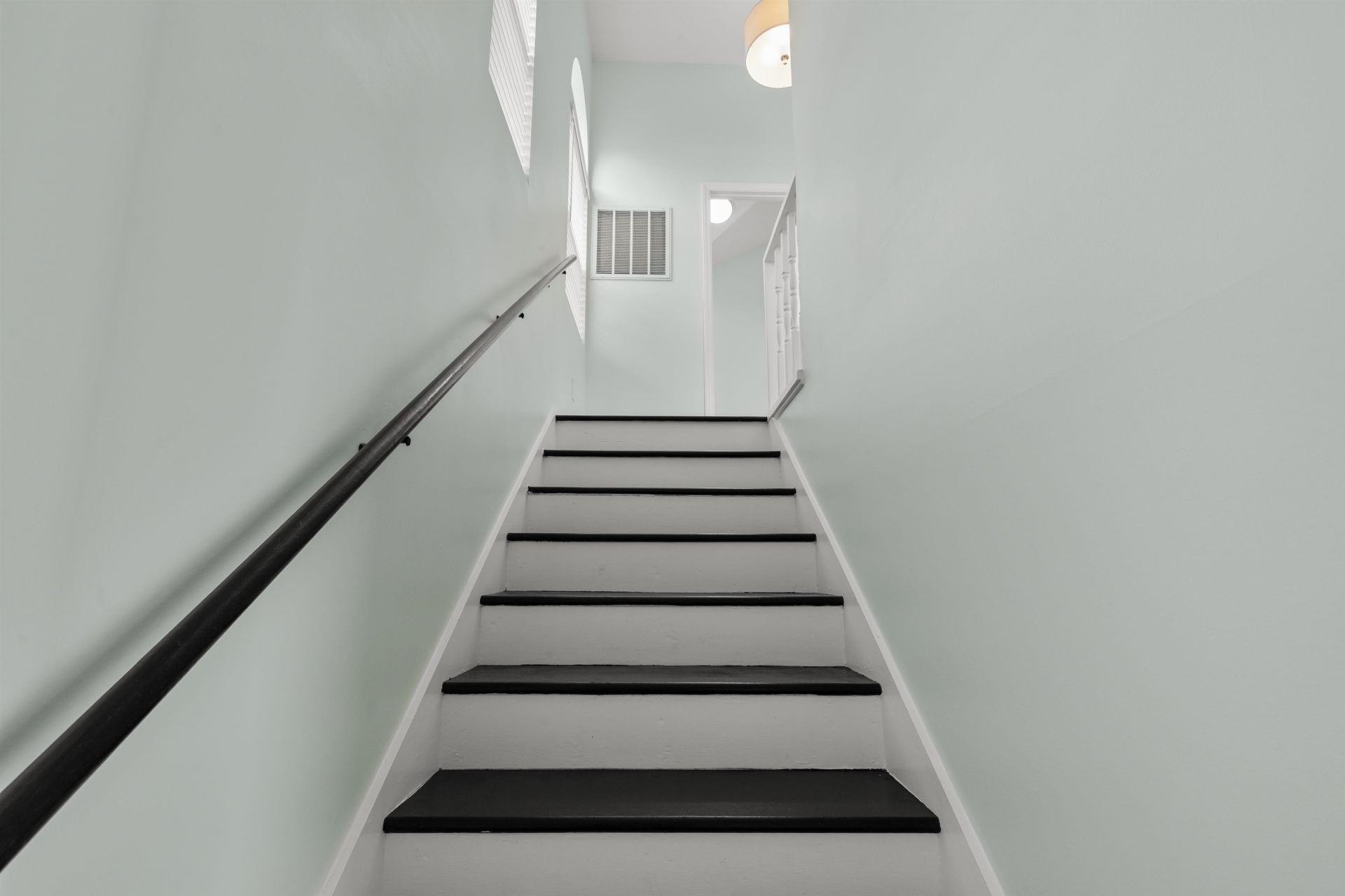 6001 - 1163 South Kings Hwy. Photo 24