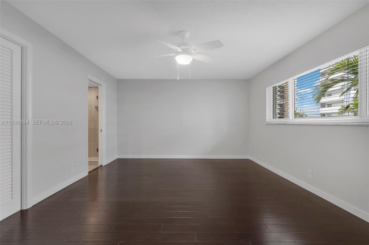 3050 NE 48th St, Unit 208, Fort Lauderdale, FL 33308 Photo