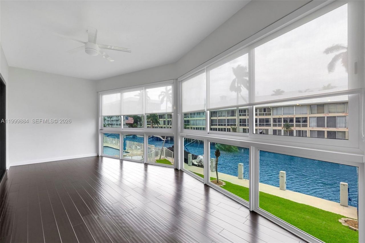 3050 NE 48th St, Unit 208, Fort Lauderdale, FL 33308 Photo