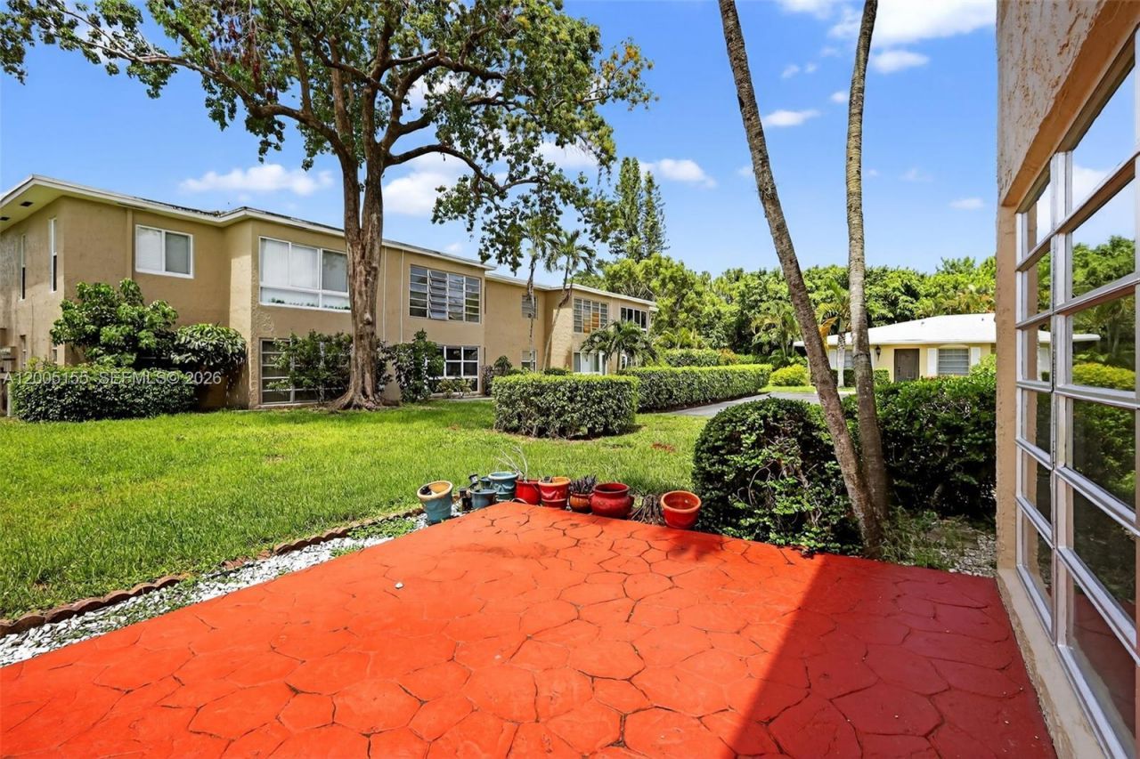 13950 Via Flora , Unit D, Delray Beach, FL 33484 Photo