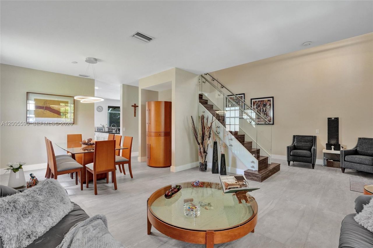 4281 Laurel Ridge Cir , Weston, FL 33331 Photo