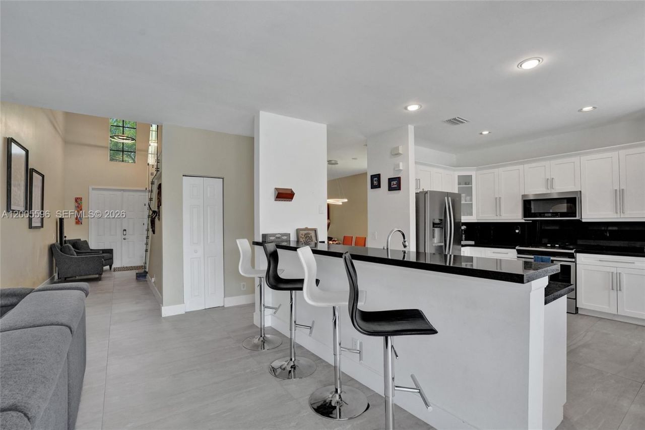 4281 Laurel Ridge Cir , Weston, FL 33331 Photo