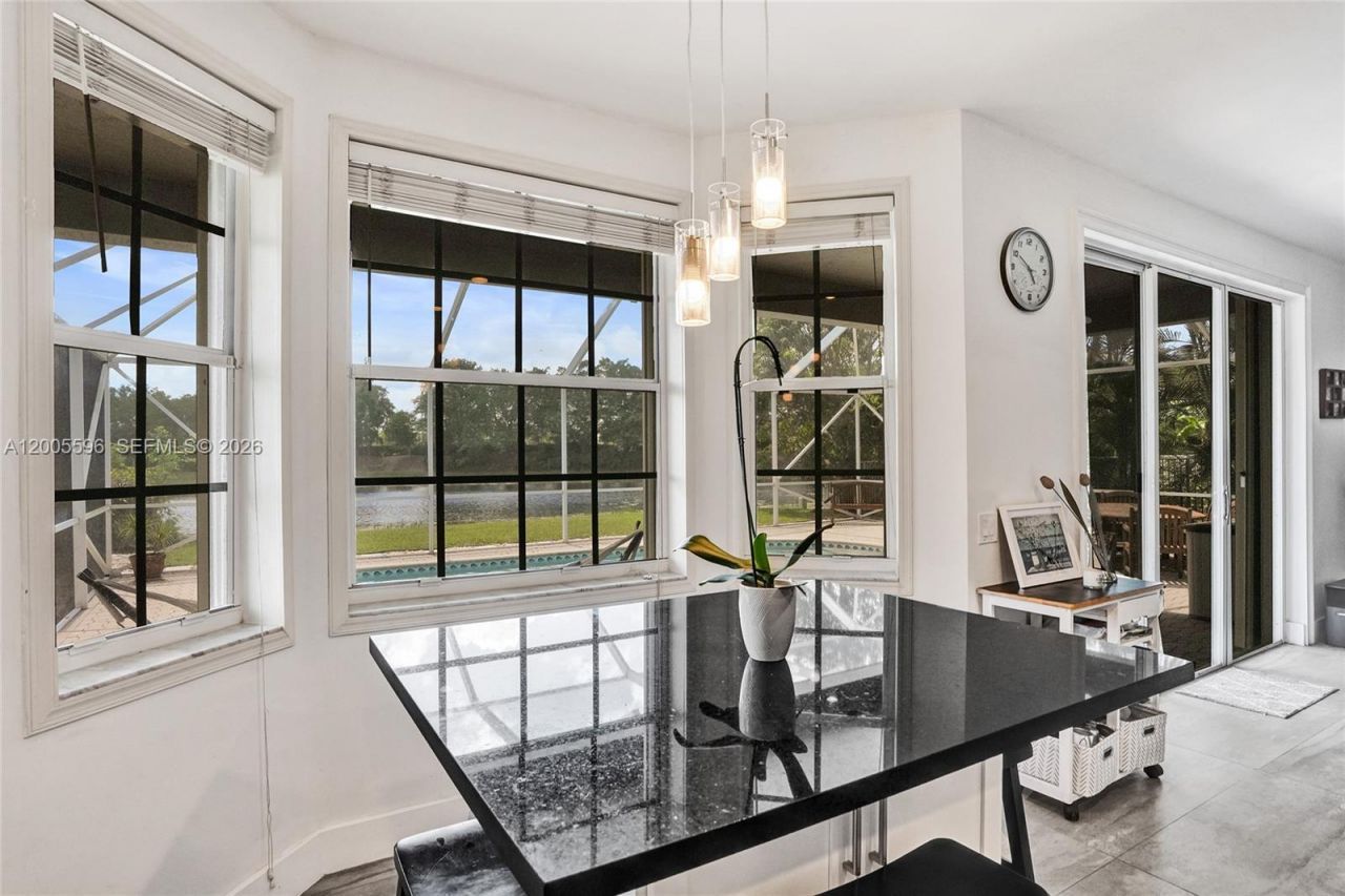 4281 Laurel Ridge Cir , Weston, FL 33331 Photo