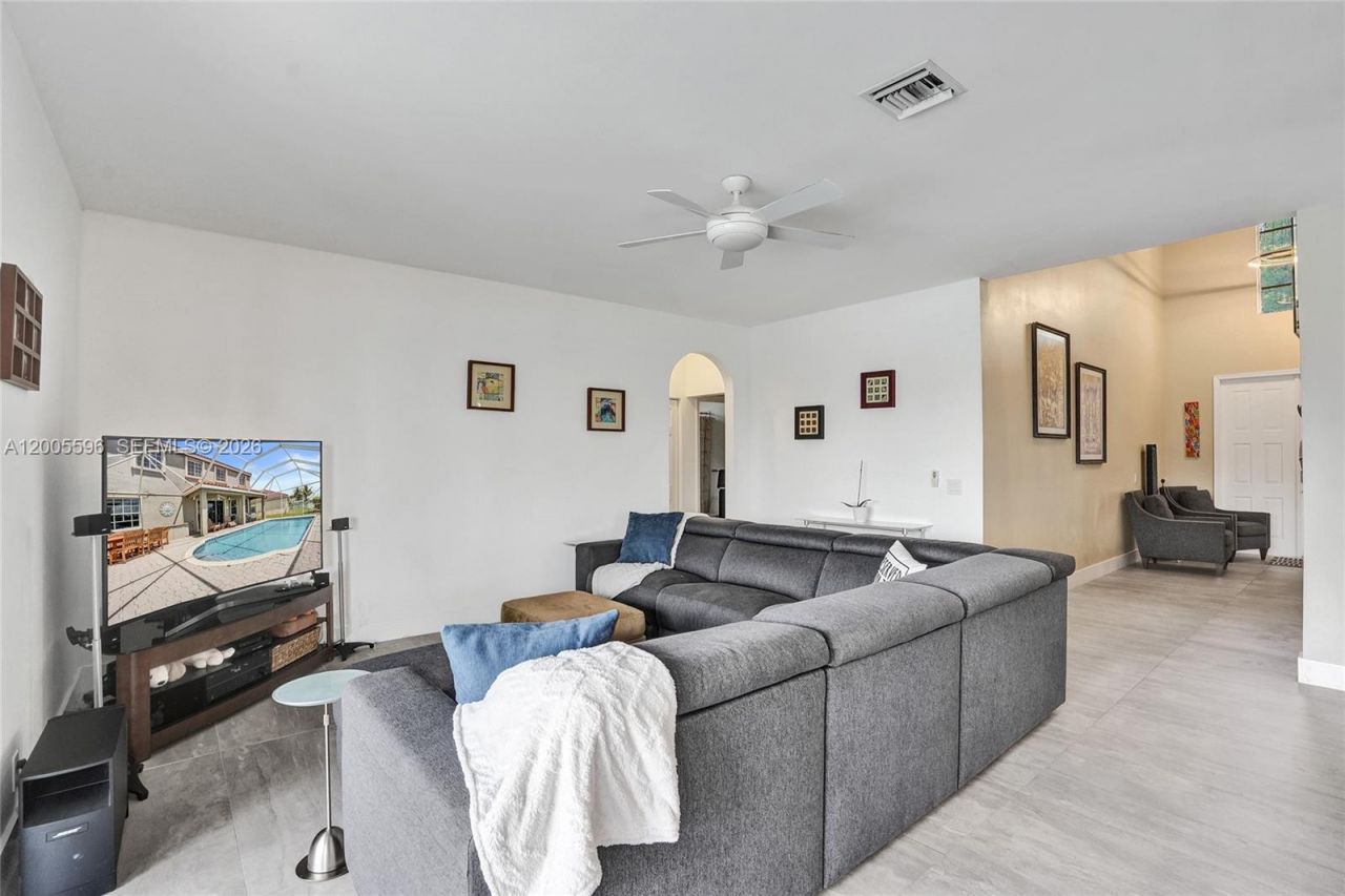 4281 Laurel Ridge Cir , Weston, FL 33331 Photo