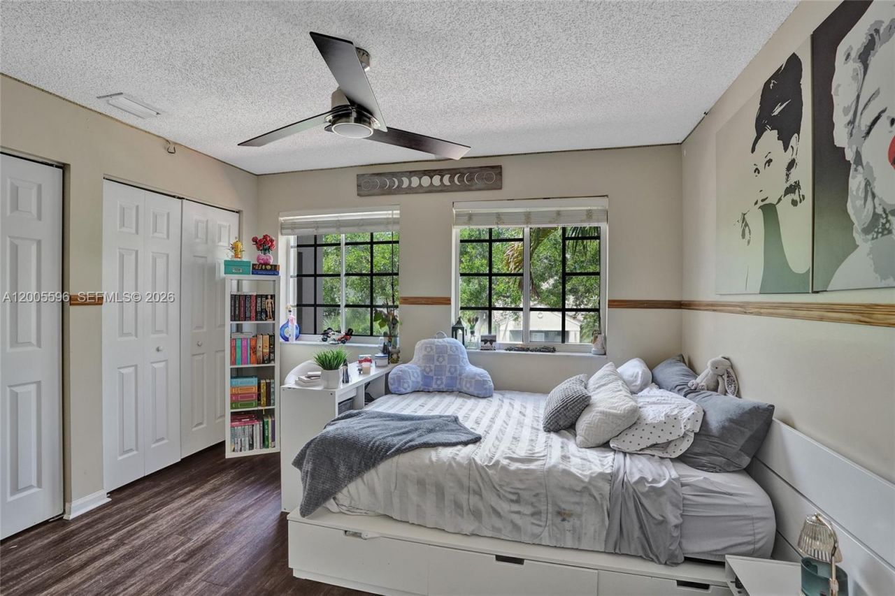 4281 Laurel Ridge Cir , Weston, FL 33331 Photo