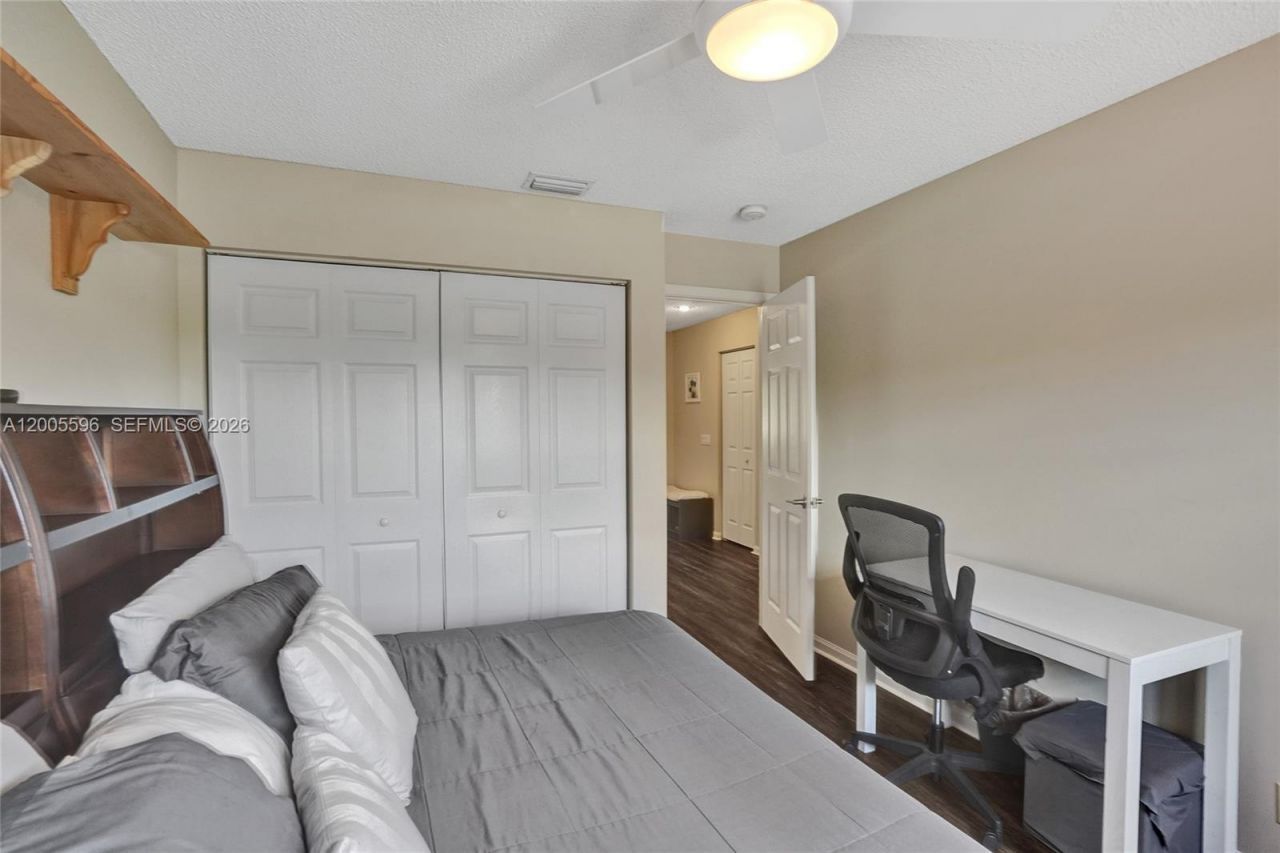 4281 Laurel Ridge Cir , Weston, FL 33331 Photo