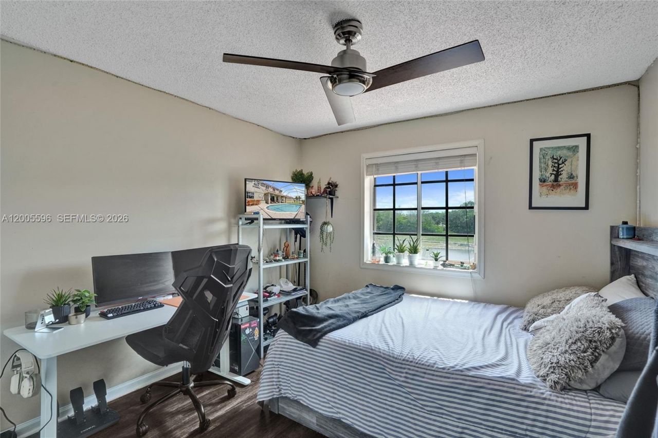 4281 Laurel Ridge Cir , Weston, FL 33331 Photo