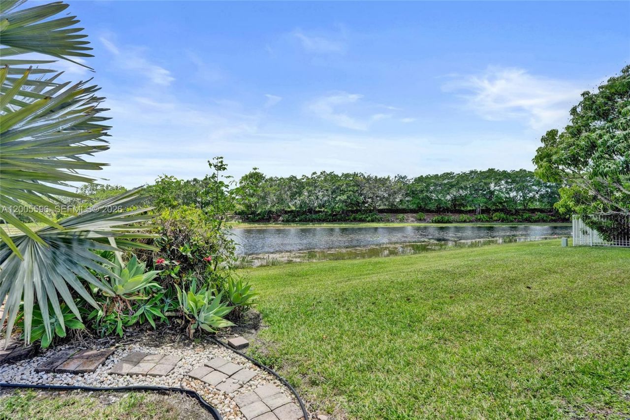 4281 Laurel Ridge Cir , Weston, FL 33331 Photo