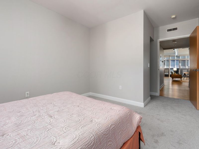 100 E Gay Street , Unit 501, Columbus, OH 43215 Photo 13
