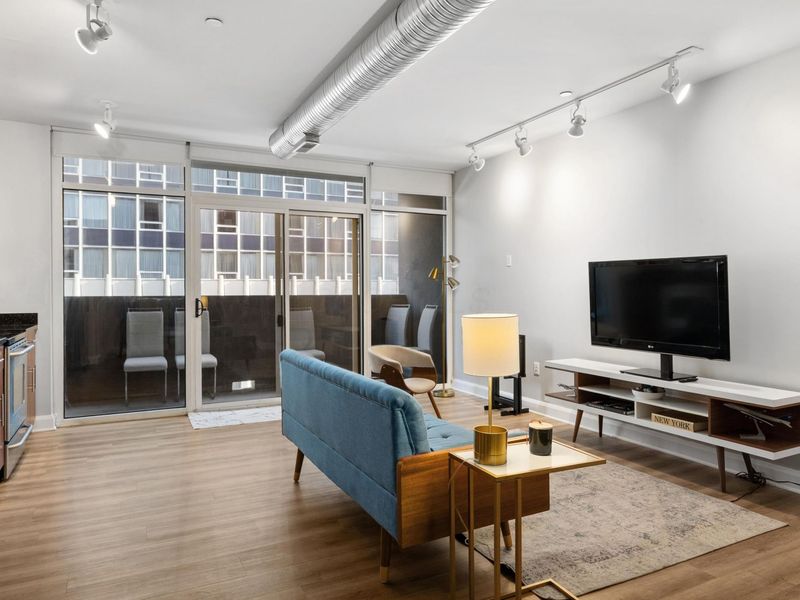 100 E Gay Street , Unit 501, Columbus, OH 43215 Photo 3