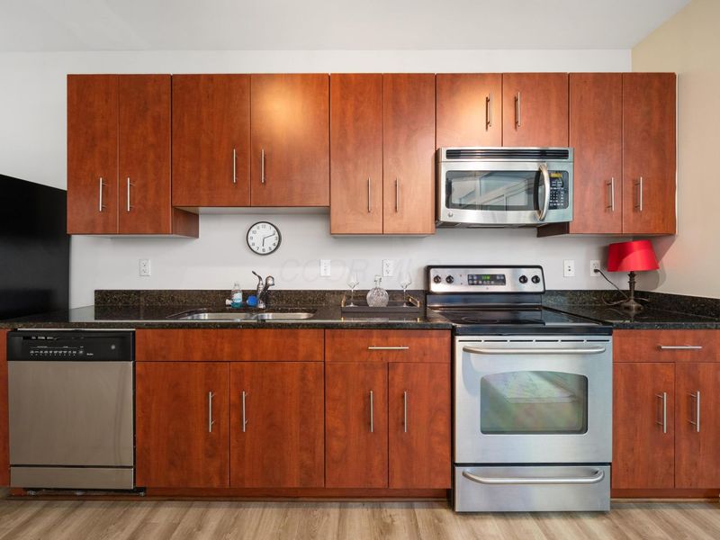 100 E Gay Street , Unit 501, Columbus, OH 43215 Photo 8