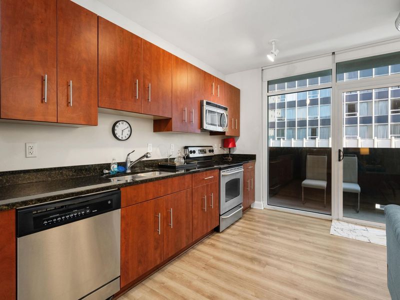 100 E Gay Street , Unit 501, Columbus, OH 43215 Photo 9