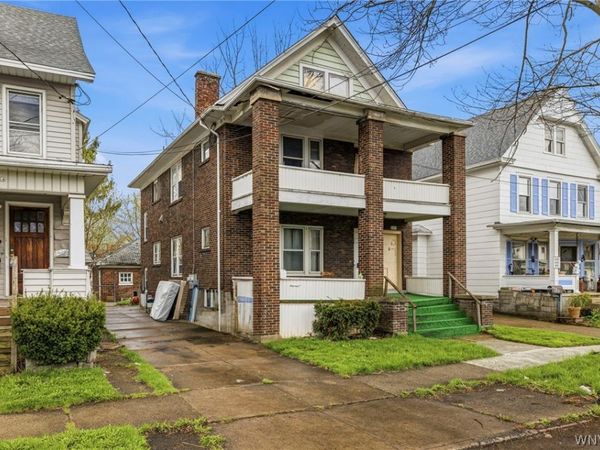 2000 La Salle Avenue , Niagara Falls, NY 14301