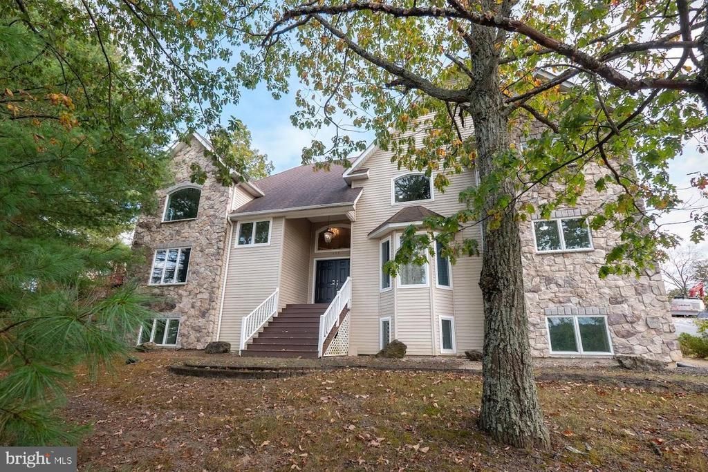 205 OSPREY WAY , EAST STROUDSBURG, PA 18302