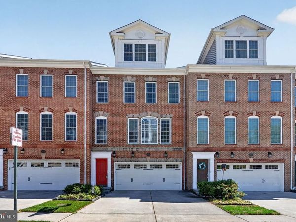 7897 CARBONDALE WAY , SPRINGFIELD, VA 22153