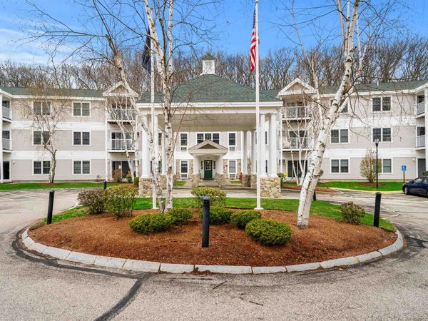 265 Edward J Roy Drive, Unit 319, Manchester, NH 03104