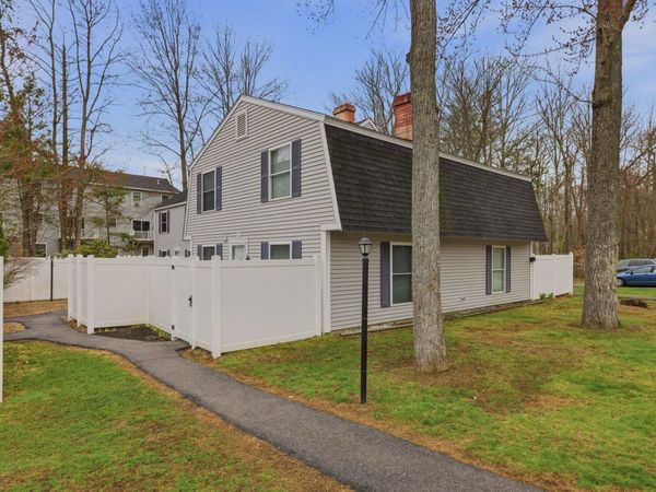 4 Hemlock Forest, Unit 4, Dover, NH 03820