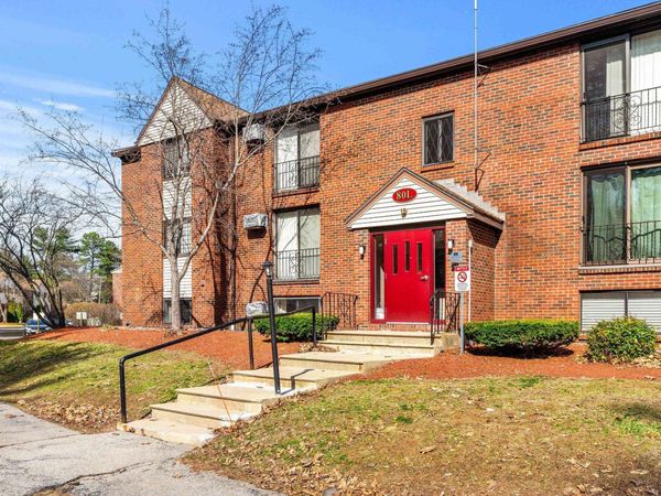 80 English Village Road, Unit 102, Manchester, NH 03102