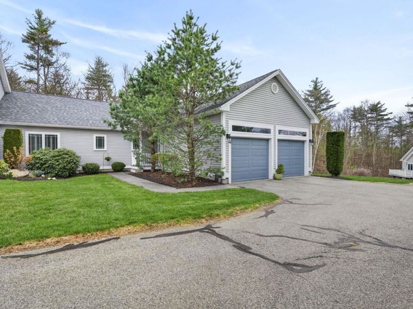 56 Gordon Mountain Road, Windham, NH 03087