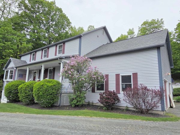 229 Meadowood Lane, Unit 6, Waterford, VT 05819