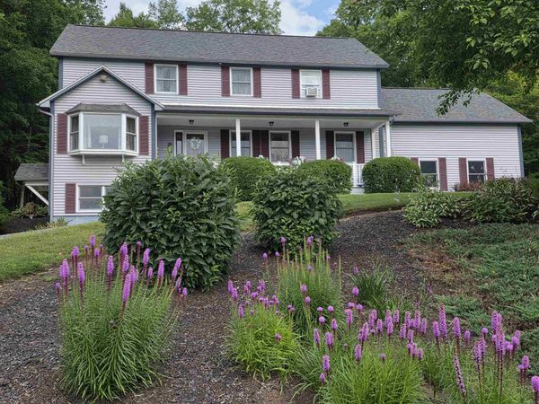 229 Meadowood Lane, Unit 6, Waterford, VT 05819