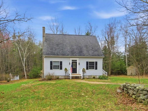 10 Upton Road, Mont Vernon, NH 03057