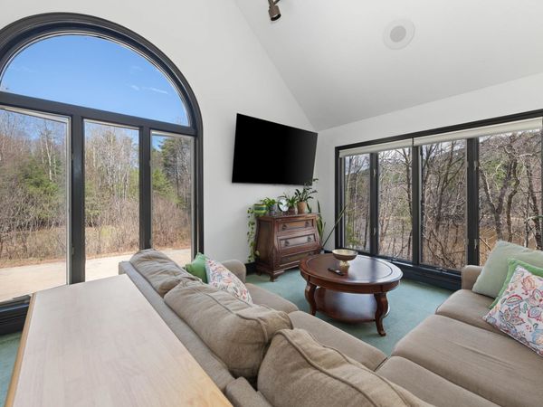 1294 New Hampshire Route 175, Unit 3&4, Campton, NH 03223