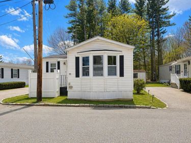 55 Thistle Way, Manchester, NH 03109