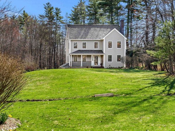 7 Lindon Drive, Brentwood, NH 03833
