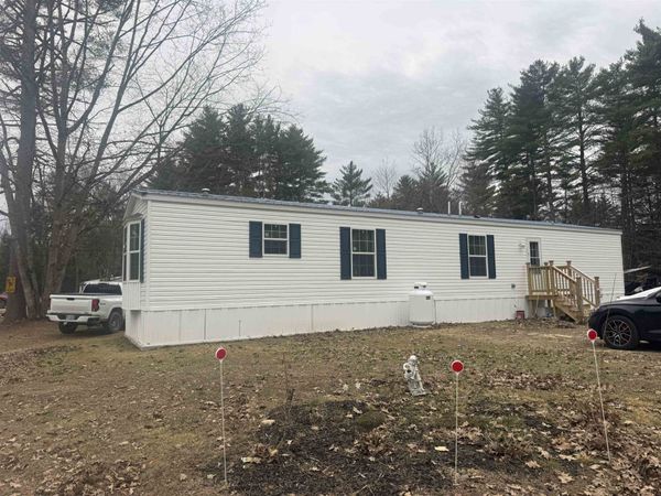 3 Chamberlain Court, Deering, NH 03244