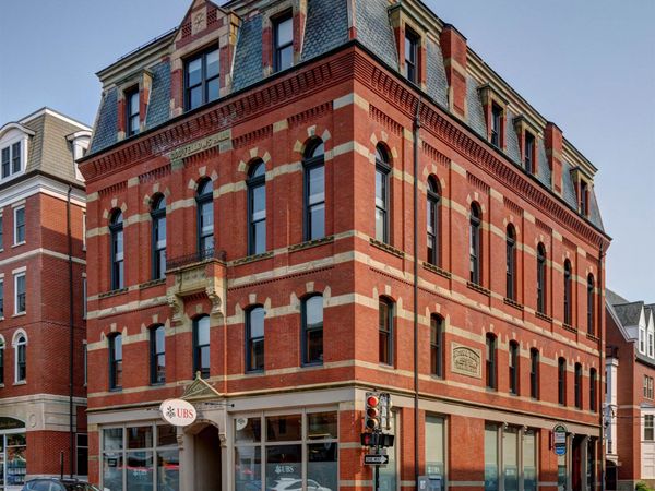 40 Congress Street, Portsmouth, NH 03801