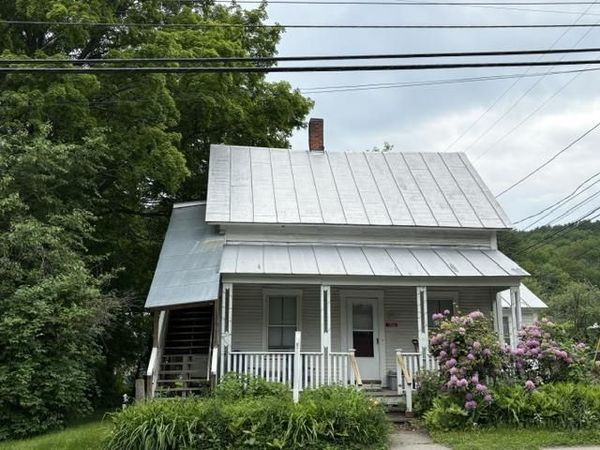 39 Safford Road, Royalton, VT 05068