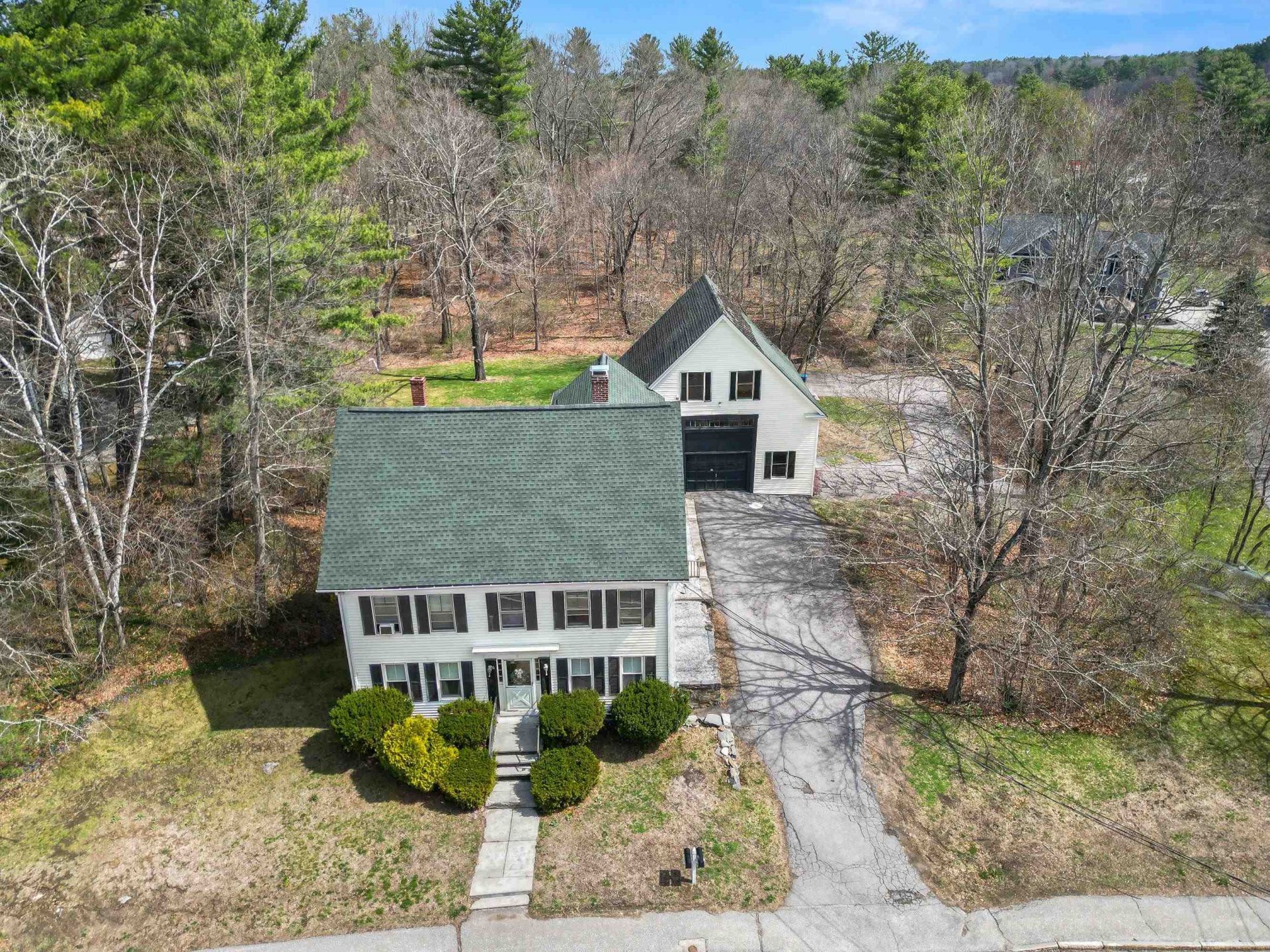 16 School Street, Salem, NH 03079 Main Photo