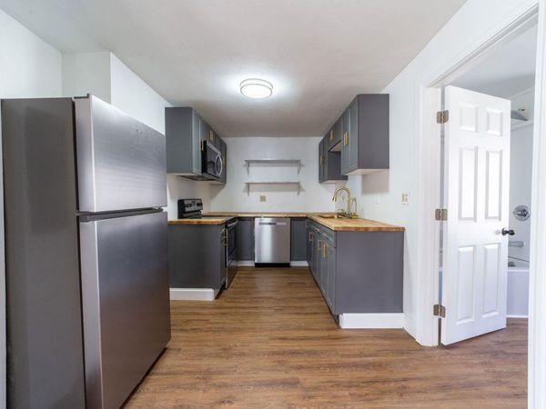 14 B Winter Street, Plymouth, NH 03264