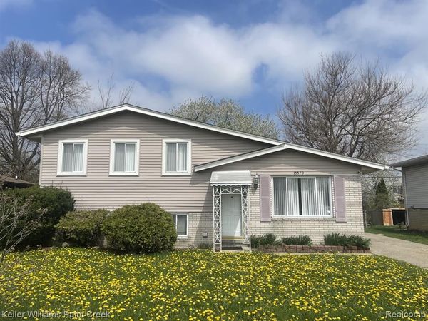 15570 Mount Vernon Street , Southfield, MI 48075