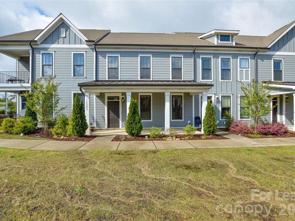 10209 Meeting House Drive NW, Huntersville, NC 28078