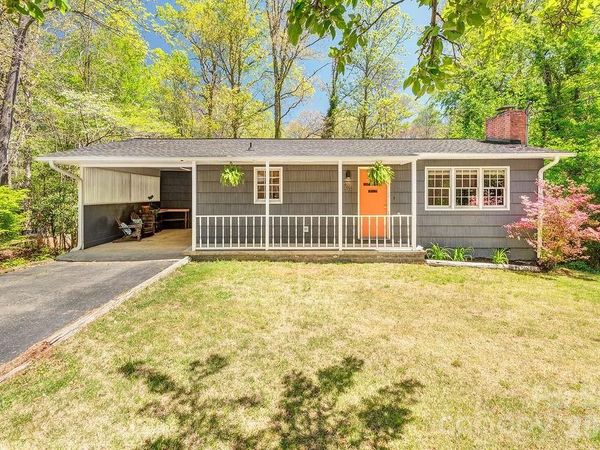 24 Forest Lane, Black Mountain, NC 28711